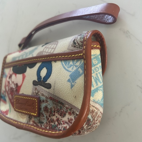 Dooney & Bourke Disney World Retro Wristlet – 40th Anniversary Theme Park Icons - Picture 9 of 15